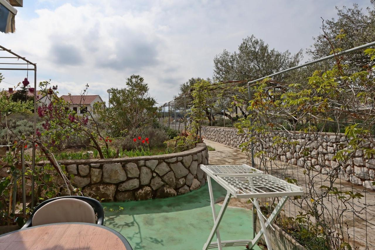 Studio Punat 5410A Exterior photo